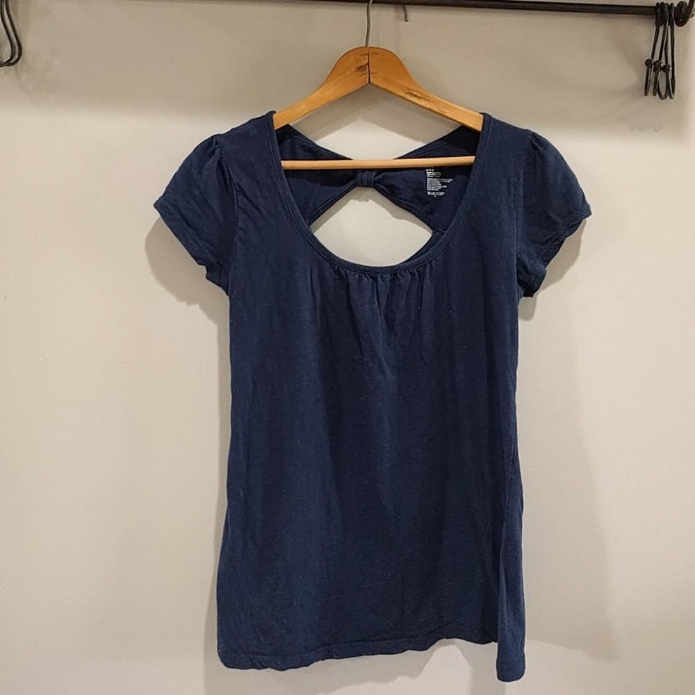 Gap Open Back Shirt
